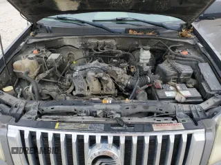 2008 Mercury Mariner with VIN 4M2CU81148KJ18358, listed as a Copart auction lot 43058485 with 263,132 mi miles and Salvage title. Bid and sale history available at DreamBid. Image 13.
