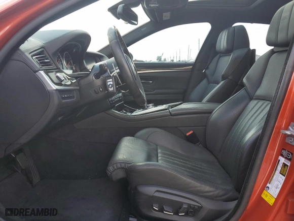 2014 BMW M5 with VIN WBSFV9C58ED097898, listed as a Copart auction lot 86151234 with 60,470 mi miles and Clean Title. Bid and sale history available at carsss.com. Image 7.