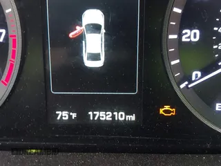 2015 Hyundai Sonata Limited with VIN 5NPE34AF8FH043701, listed as a IAAI auction lot 42031281 with 175,210 mi miles and . Bid and sale history available at carsss.com. Image 16.