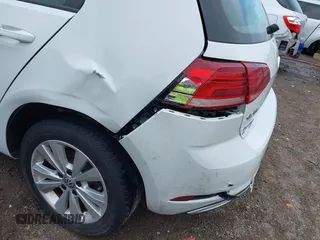 2021 Volkswagen Golf TSI z VIN 3VWG57AU9MM001027, wystawiony jako IAAI lot #42072074 z przebiegiem 81 819 mil mil oraz . Historia ofert i sprzedaży dostępna na DreamBid. Obrazek 18.