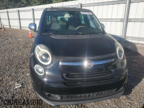 2014 FIAT 500L Lounge with VIN ZFBCFACHXEZ018630, listed as a Copart auction lot 84772124 with 0 mi miles and Clean Title. Bid and sale history available at carsss.com. Image 5.