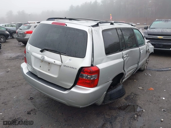 2004 Toyota Highlander with VIN JTEHD21A440030128, listed as a IAAI auction lot 41909167 with 176,421 mi miles. Bid and sale history available at carsss.com. Image 4.