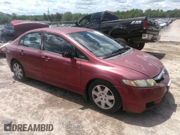 2009 Honda Civic LX z VIN 2HGFA165X9H501813, wystawiony jako IAAI lot #42182218 z przebiegiem 272 568 mil mil oraz . Historia ofert i sprzedaży dostępna na DreamBid. Obrazek 1.