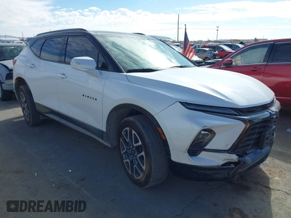 2024 Chevrolet Blazer RS z VIN 3GNKBERS7RS248053, wystawiony jako IAAI lot #41335899 z przebiegiem 19 929 mil mil oraz . Historia ofert i sprzedaży dostępna na DreamBid. Obrazek 1.