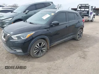 2019 Nissan Kicks SR with VIN 3N1CP5CU1KL556105, listed as a IAAI auction lot 41829091 with 120,639 mi miles. Bid and sale history available at carsss.com. Image 2.