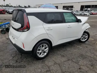 2024 Kia Soul LX with VIN KNDJ23AU0R7235424, listed as a Copart auction lot 53264005 with 22,191 mi miles and Non Repairable. Bid and sale history available at carsss.com. Image 3.