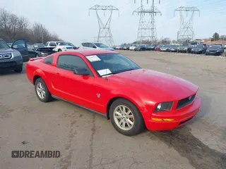 2009 Ford Mustang with VIN 1ZVHT80N195119208, listed as a IAAI auction lot 41785262 with 100,789 mi miles and . Bid and sale history available at carsss.com. Image 1.