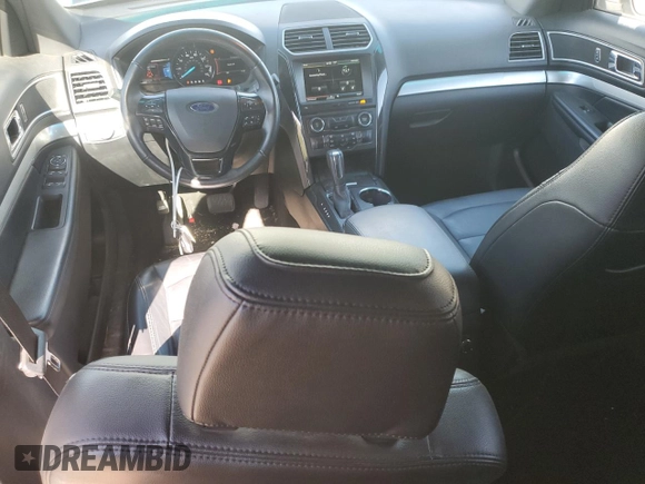 2016 Ford Explorer XLT with VIN 1FM5K8D83GGB57596, listed as a Copart auction lot 54983325 with 119,575 mi miles and Salvage Title. Bid and sale history available at DreamBid. Image 8.