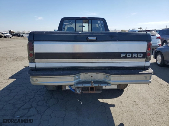 1996 Ford F-250 HD with VIN 1FTHX26G3TEA45584, listed as a Copart auction lot 72019594 with 160,122 mi miles and Clean Title. Bid and sale history available at carsss.com. Image 6.