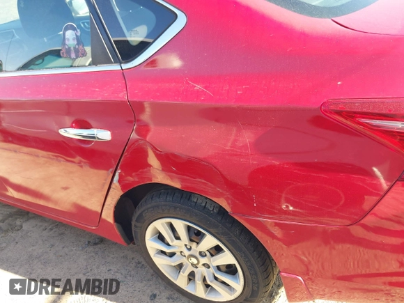 2017 Nissan Sentra SV with VIN 3N1AB7AP0HL710651, listed as a IAAI auction lot 42142476 with 114,003 mi miles and . Bid and sale history available at DreamBid. Image 6.