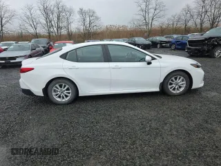 2025 Toyota Camry LE with VIN 4T1DAACK5SU004876, listed as a Copart auction lot 52281625 with 2,903 mi miles and Salvage Title. Bid and sale history available at carsss.com. Image 15.