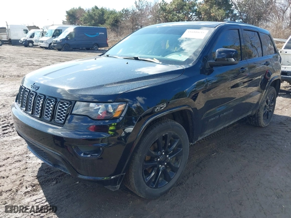 2018 Jeep Grand Cherokee Laredo E with VIN 1C4RJFAG8JC453706, listed as a IAAI auction lot 41688655 with 116,965 mi miles. Bid and sale history available at carsss.com. Image 18.