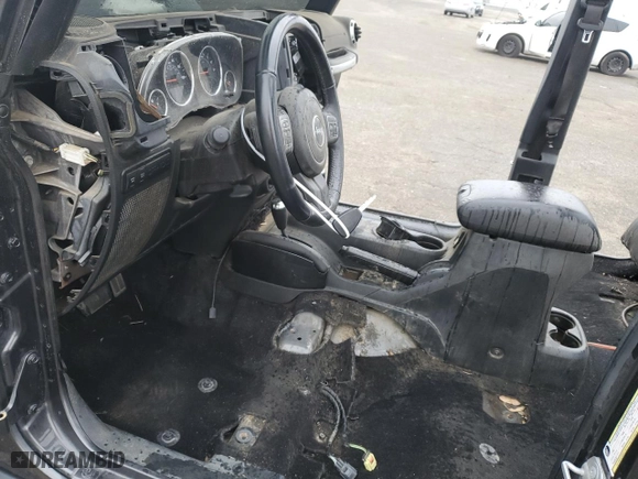 2018 Jeep Wrangler JK Unlimited Rubicon Recon with VIN 1C4HJWFG8JL847890, listed as a Copart auction lot 84459074 with 50,855 mi miles and Salvage Title. Bid and sale history available at carsss.com. Image 7.