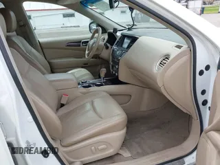 2013 Nissan Pathfinder S with VIN 5N1AR2MM4DC678284, listed as a IAAI auction lot 42149336 with 186,213 mi miles. Bid and sale history available at carsss.com. Image 5.