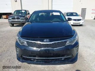 2018 Kia Optima S with VIN 5XXGT4L32JG253680, listed as a IAAI auction lot 41982361 with 204,237 mi miles. Bid and sale history available at carsss.com. Image 12.