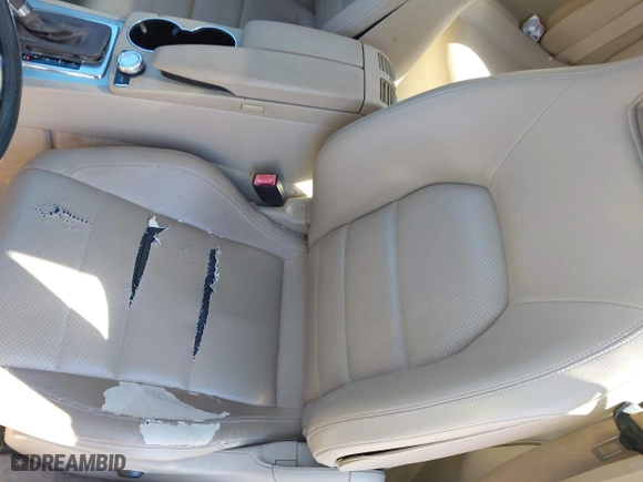2012 Mercedes-Benz C-Class C 250 with VIN WDDGJ4HB0CF856740, listed as a IAAI auction lot 41642515 with 137,950 mi miles. Bid and sale history available at carsss.com. Image 15.