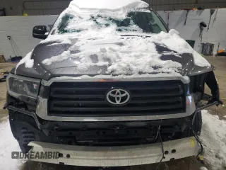 2018 Toyota Sequoia SR5 with VIN 5TDBY5G16JS157043, listed as a Copart auction lot 44807395 with 109,526 mi miles and Salvage Title. Bid and sale history available at carsss.com. Image 5.