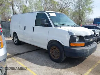 2012 Chevrolet Express Cargo Van with VIN 1GCSGAFX2C1129564, listed as a IAAI auction lot 41926325 with 257,259 mi miles. Bid and sale history available at carsss.com. Image 1.