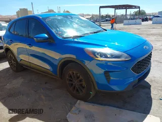 2021 Ford Escape SE z VIN 1FMCU9G66MUA39797, wystawiony jako IAAI lot #42797916 z przebiegiem 77 156 mil mil oraz . Historia ofert i sprzedaży dostępna na DreamBid. Obrazek 1.