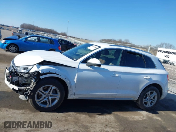 2019 Audi Q5 Premium with VIN WA1ANAFY1K2112607, listed as a IAAI auction lot 41482680 with 58,000 mi miles. Bid and sale history available at carsss.com. Image 15.