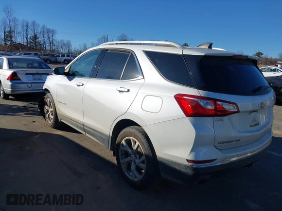 2020 Chevrolet Equinox LT with VIN 3GNAXLEX8LS610434, listed as a IAAI auction lot 41431481 with 101,832 mi miles. Bid and sale history available at carsss.com. Image 3.