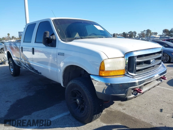 2000 Ford F-350 XL with VIN 1FTSW30S2YEA50567, listed as a IAAI auction lot 41666188 with 183,531 mi miles and . Bid and sale history available at DreamBid. Image 1.