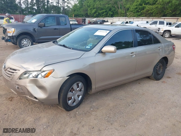 2007 Toyota Camry CE with VIN 4T1BE46K37U156140, listed as a IAAI auction lot 42044238 with 181,297 mi miles. Bid and sale history available at carsss.com. Image 2.