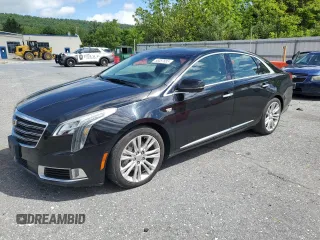 2018 Cadillac XTS Luxury z VIN 2G61M5S33J9118728, wystawiony jako Copart lot #58357685 z przebiegiem 153 970 mil mil oraz Czysty tytuł • Clean title. Historia ofert i sprzedaży dostępna na DreamBid. Obrazek 1.