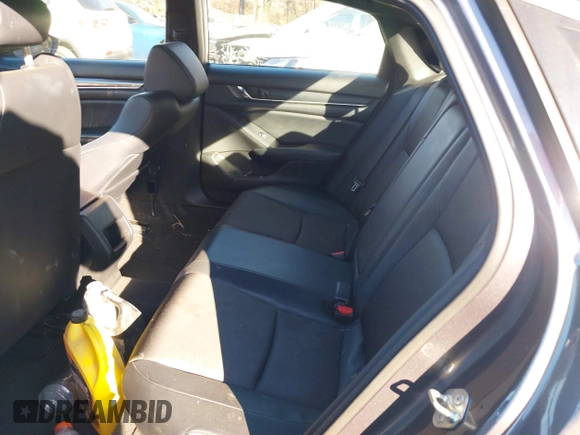 2018 Honda Accord Sedan Sport 1.5T with VIN 1HGCV1F3XJA249635, listed as a IAAI auction lot 40832285 with 89,762 mi miles. Bid and sale history available at carsss.com. Image 8.