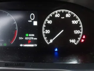 2024 Honda HR-V Sport with VIN 3CZRZ2H53RM718784, listed as a IAAI auction lot 41900802 with 21,279 mi miles. Bid and sale history available at carsss.com. Image 7.