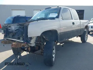 2005 Chevrolet Silverado 1500 Z71 z VIN 1GCEK19B35Z150360, wystawiony jako IAAI lot #41923111 z przebiegiem Nie podano mil oraz . Historia ofert i sprzedaży dostępna na DreamBid. Obrazek 18.