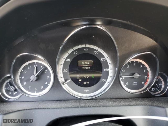 2013 Mercedes-Benz E-Class E 350 with VIN WDDKK5KF8DF204166, listed as a Copart auction lot 42840295 with 169,781 mi miles and Salvage Title. Bid and sale history available at carsss.com. Image 8.