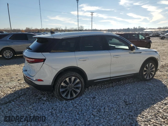 2021 Lincoln Corsair Reserve with VIN 5LMCJ2C96MUL17255, listed as a Copart auction lot 81489704 with 61,158 mi miles and Salvage Title. Bid and sale history available at carsss.com. Image 3.