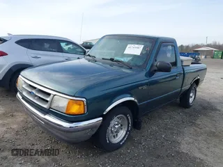 1997 Ford Ranger XLT z VIN 1FTCR10A6VUA47101, wystawiony jako IAAI lot #41743587 z przebiegiem 87 277 mil mil oraz . Historia ofert i sprzedaży dostępna na DreamBid. Obrazek 2.