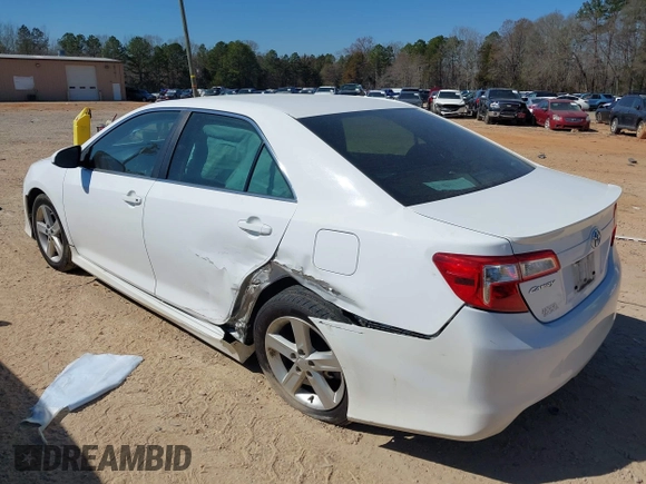 2012 Toyota Camry L with VIN 4T1BF1FK1CU169555, listed as a IAAI auction lot 41689152 with 111,225 mi miles. Bid and sale history available at carsss.com. Image 3.
