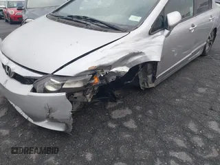 2011 Honda Civic EX-L z VIN 2HGFA1F94BH522892, wystawiony jako IAAI lot #41093650 z przebiegiem 147 497 mil mil oraz . Historia ofert i sprzedaży dostępna na DreamBid. Obrazek 6.
