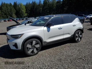 2024 Volvo XC40 Plus z VIN YV4ER3XL4R2256489, wystawiony jako Copart lot #55696395 z przebiegiem 13 432 mil mil oraz Szkoda całkowita • Salvage title. Historia ofert i sprzedaży dostępna na DreamBid. Obrazek 1.