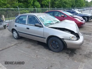 2002 Chevrolet Prizm z VIN 1Y1SK52802Z408768, wystawiony jako IAAI lot #42241540 z przebiegiem 276 083 mil mil oraz . Historia ofert i sprzedaży dostępna na DreamBid. Obrazek 1.