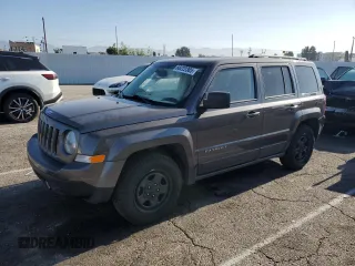 2016 Jeep Patriot Sport с VIN 1C4NJPBB3GD660076, выставлен на аукционе Copart как лот 66222385 с пробегом 180 904 миль миль и Списание • Salvage title. История ставок и продаж доступна на DreamBid. Изображение 1.