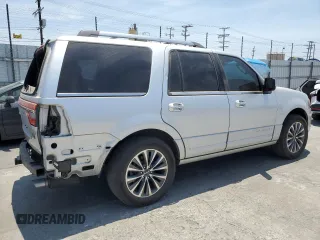 2017 Lincoln Navigator Select z VIN 5LMJJ2JT8HEL05565, wystawiony jako Copart lot #59997085 z przebiegiem 101 357 mil mil oraz Szkoda całkowita • Salvage title. Historia ofert i sprzedaży dostępna na DreamBid. Obrazek 3.