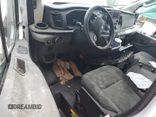 2024 Ford Transit Cargo с VIN 1FTBR1Y89RKA87462, выставлен на аукционе Copart как лот 59623925 с пробегом 9 382 миль миль и Списание • Salvage title. История ставок и продаж доступна на DreamBid. Изображение 8.