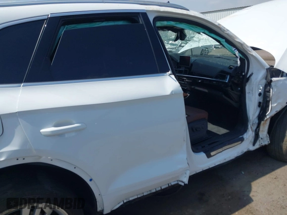 2019 Audi Q5 Premium Plus z VIN WA1BNAFY9K2124525, wystawiony jako IAAI lot #42164362 z przebiegiem Nie podano mil oraz . Historia ofert i sprzedaży dostępna na DreamBid. Obrazek 6.