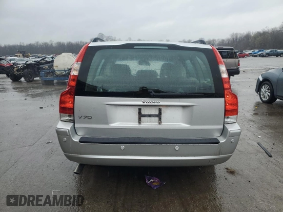 2006 Volvo V70 2.4L with VIN YV1SW612062556973, listed as a Copart auction lot 52235015 with 114,431 mi miles and Salvage Title. Bid and sale history available at DreamBid. Image 6.