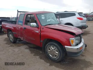 1995 Toyota T100 SR5 with VIN JT4VD12FXS0006585, listed as a IAAI auction lot 41583536 with 272,071 mi miles and . Bid and sale history available at DreamBid. Image 1.