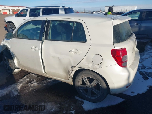 2012 Scion xD z VIN JTKKU4B49C1017553, wystawiony jako IAAI lot #41481568 z przebiegiem 178 670 mil mil oraz . Historia ofert i sprzedaży dostępna na DreamBid. Obrazek 3.