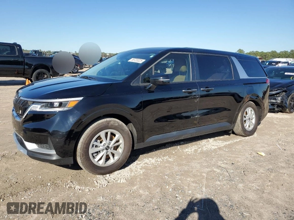 2024 Kia Carnival LX with VIN KNDNB4H39R6422610, listed as a Copart auction lot 88720325 with 15,946 mi miles and Salvage Title. Bid and sale history available at carsss.com. Image 1.