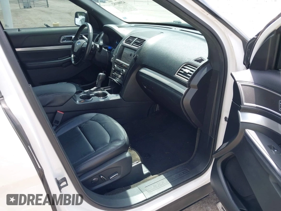 2017 Ford Explorer XLT with VIN 1FM5K7D89HGE21643, listed as a IAAI auction lot 42080182 with 125,437 mi miles and . Bid and sale history available at carsss.com. Image 5.