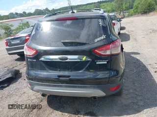 2015 Ford Escape Titanium с VIN 1FMCU0J99FUA73590, выставлен на аукционе IAAI как лот 42152021 с пробегом Не указан миль и . История ставок и продаж доступна на DreamBid. Изображение 15.