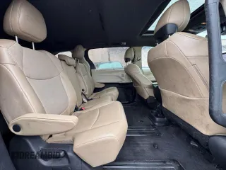 2021 Toyota Sienna XLE z VIN 5TDYRKECXMS068784, wystawiony jako Copart lot #57728635 z przebiegiem 215 072 mil mil oraz Czysty tytuł • Clean title. Historia ofert i sprzedaży dostępna na DreamBid. Obrazek 6.