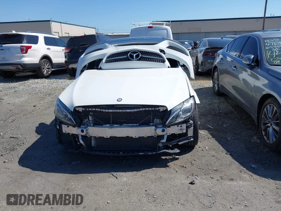 2016 Mercedes-Benz C 450 AMG with VIN 55SWF6EB0GU140159, listed as a IAAI auction lot 41702422 with 109,563 mi miles and . Bid and sale history available at carsss.com. Image 12.